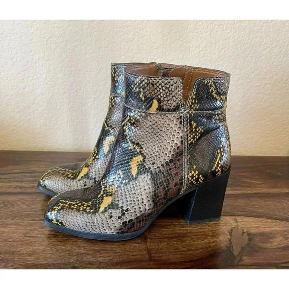 Franco Sarto Size 7M Generous Leather Snake Print Block women Heel Bootie - Picture 2 of 14